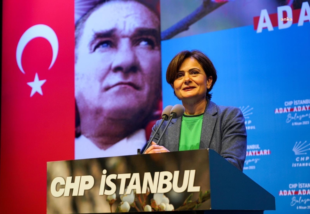 CHP İstanbul İl Başkanı Canan Kaftancıoğlu, Kılıçdaroğlu ve Demirtaş\'ın fotoğraflarının bulunduğu pankartların kaldırılması için karar aldıklarını açıkladı
