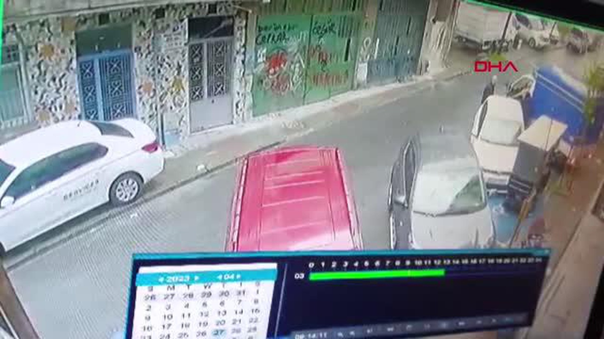 Gaziosmanpaşa\'da komşu kavgası: Kamyonetle ezme girişimi