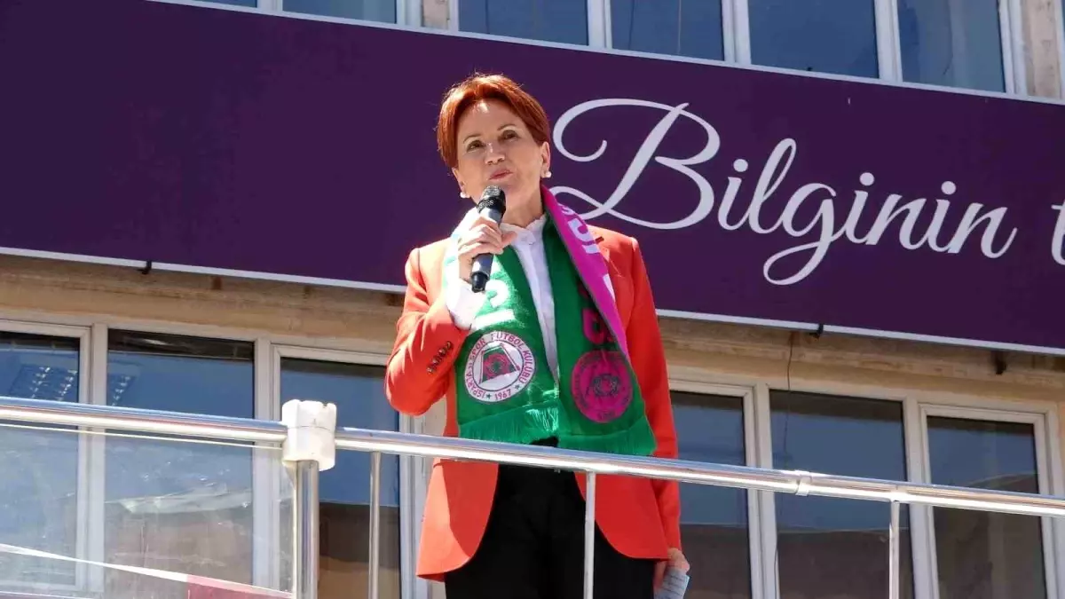 Meral Akşener Isparta\'da seçim çalışmalarını sürdürdü