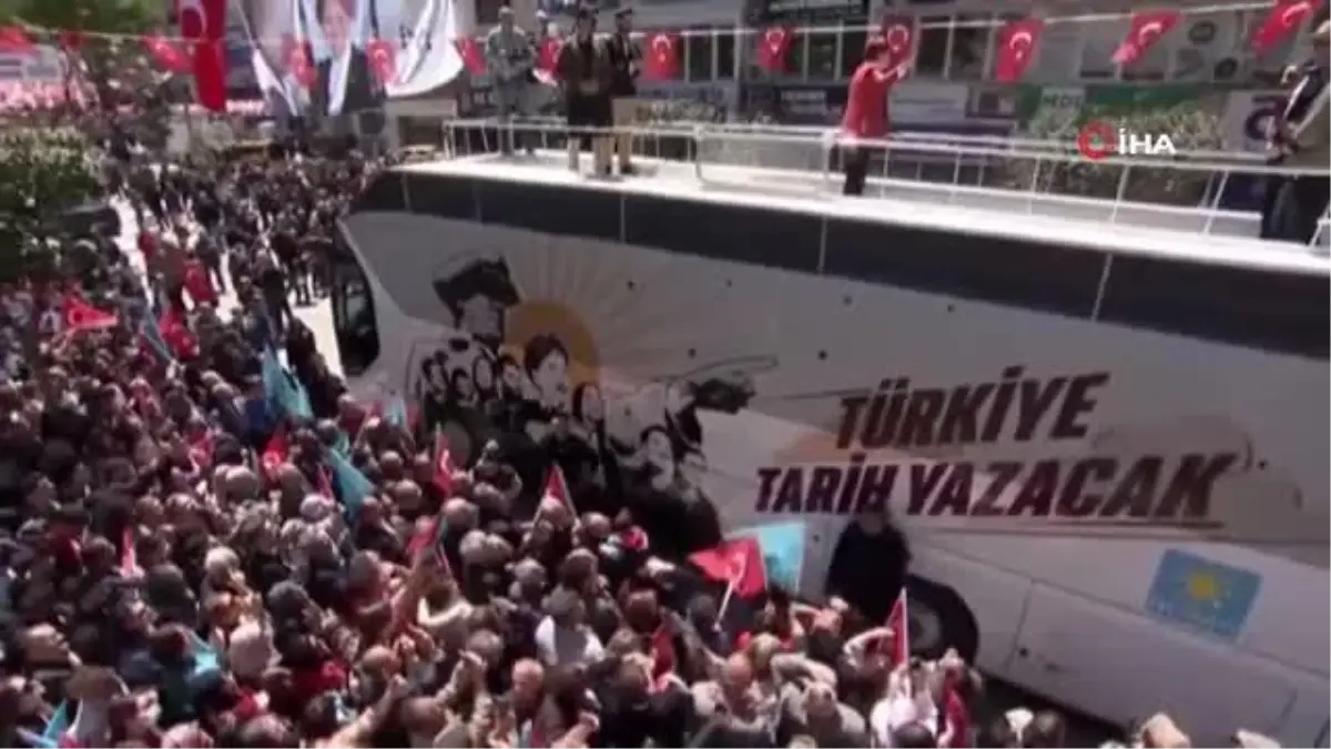 İYİ Parti Lideri Akşener Ispartalılarla Buluştu