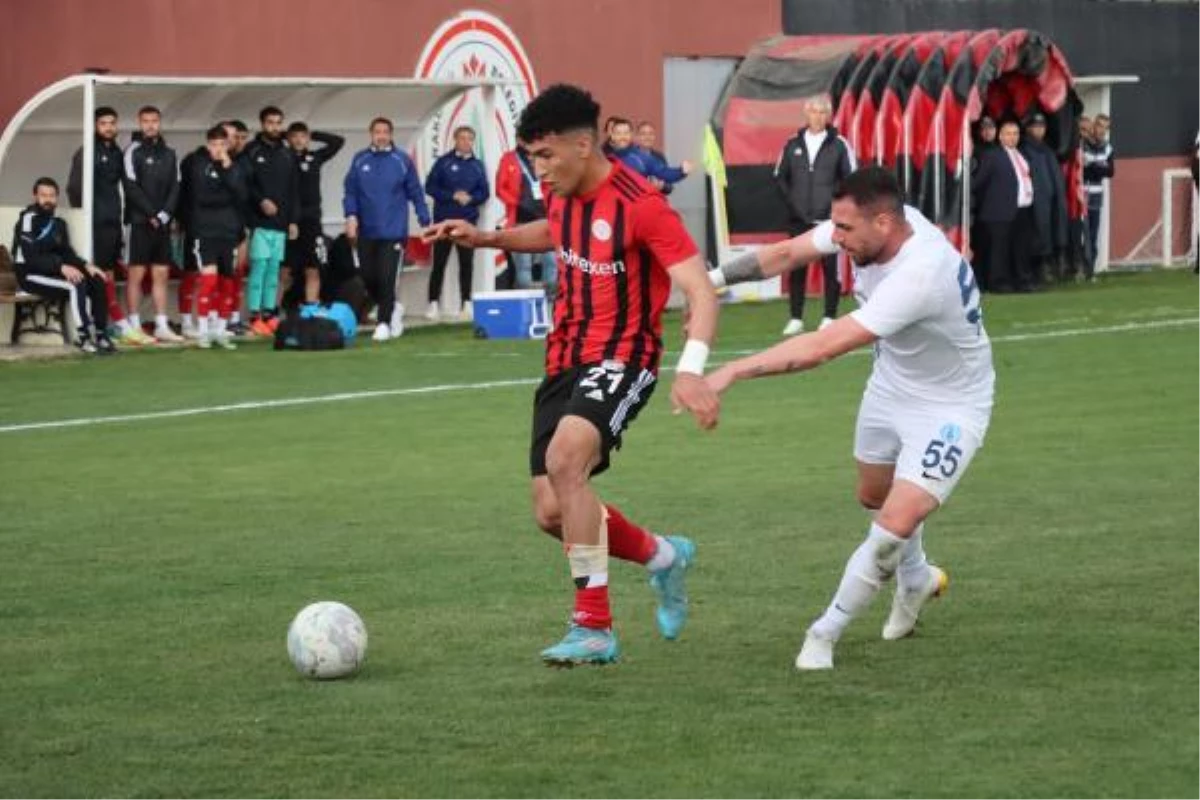 Karbel Karaköprü Belediye Spor, Belediye Kütahyaspor\'a mağlup oldu
