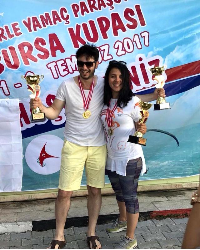 Milli paraşütçü uçuş sırasındaki kazada hayatını kaybetti Milli paraşütçü uçuş sırasındaki kazada hayatını kaybetti