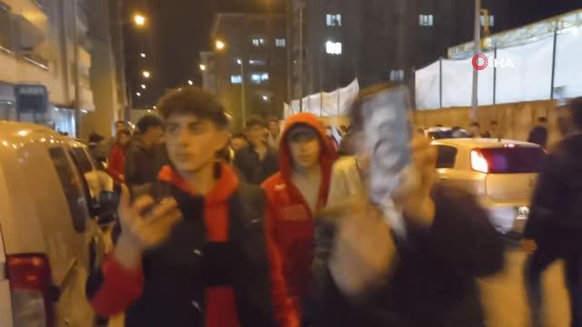 Muş\'ta Beşiktaşlı taraftarların galibiyet coşkusu