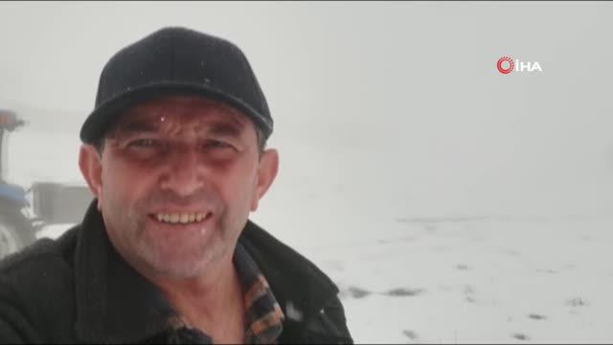 Bolu\'da Nisan ayında kar köylülere zor anlar yaşattı