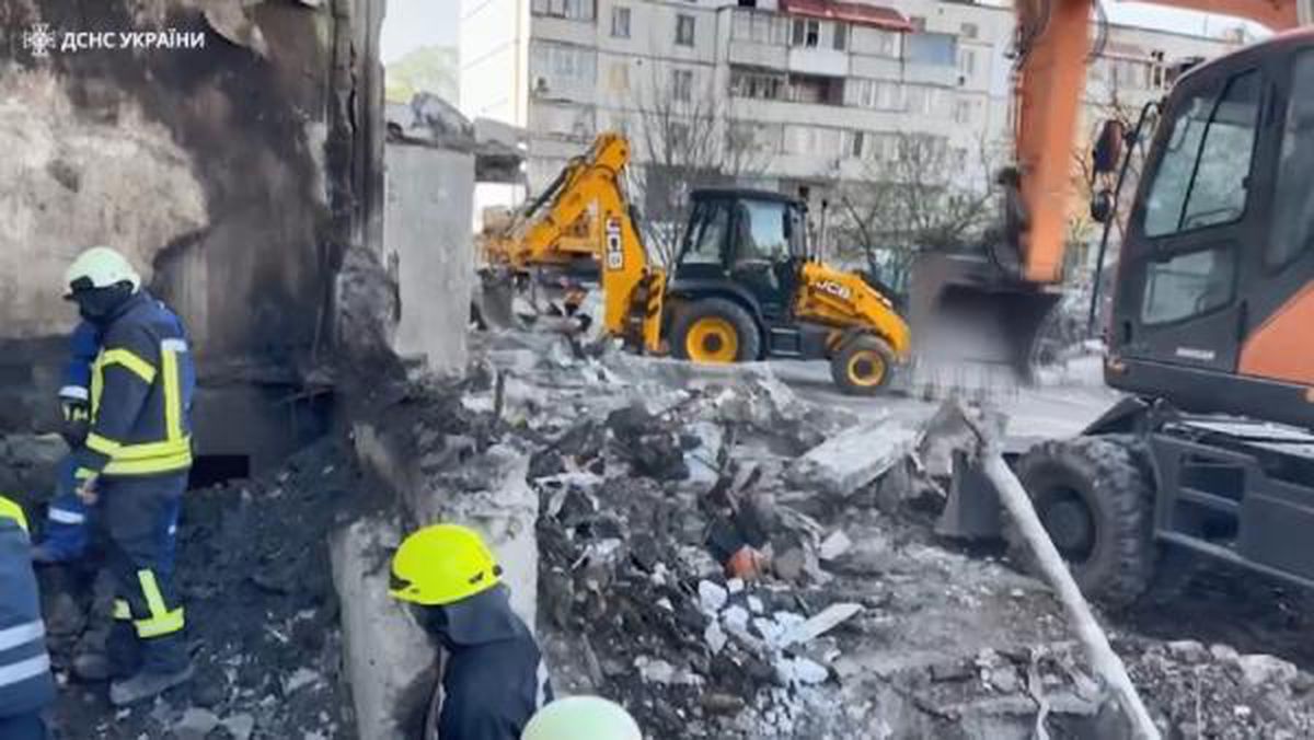 Ukrayna\'da Rusya\'nın saldırısı sonucu 23 kişi hayatını kaybetti