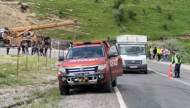 Son Dakika: Şırnak'ta trafik kazası! 2 askerimiz şehit oldu, 4 askerimiz yaralandı Son Dakika: Şırnak'ta trafik kazası! 2 askerimiz şehit oldu, 4 askerimiz yaralandı