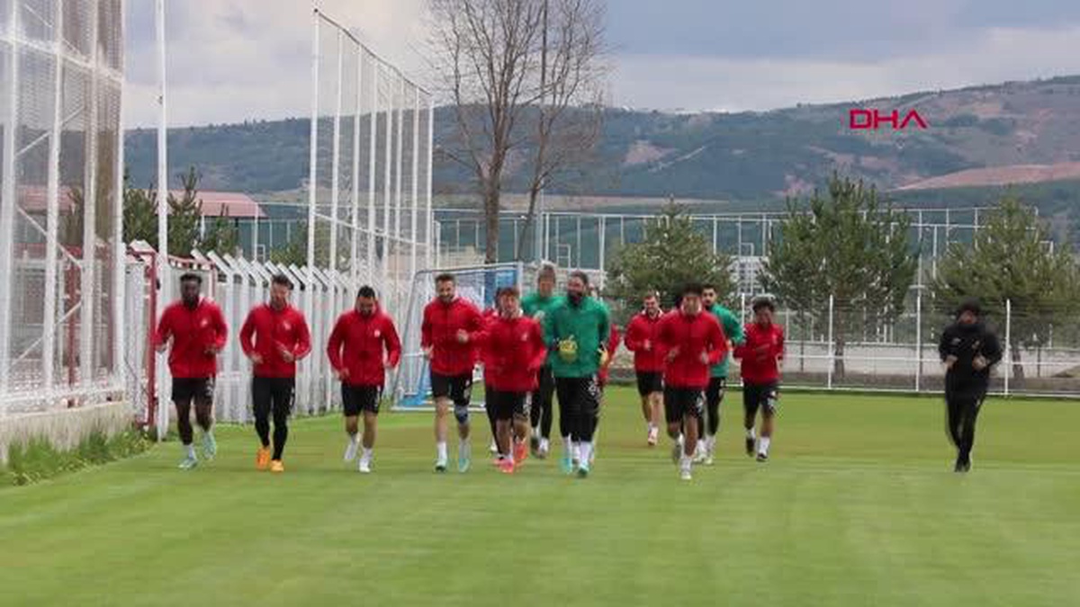 Sivasspor kupada Fenerbahçe maçı hazırlıklarına başladı