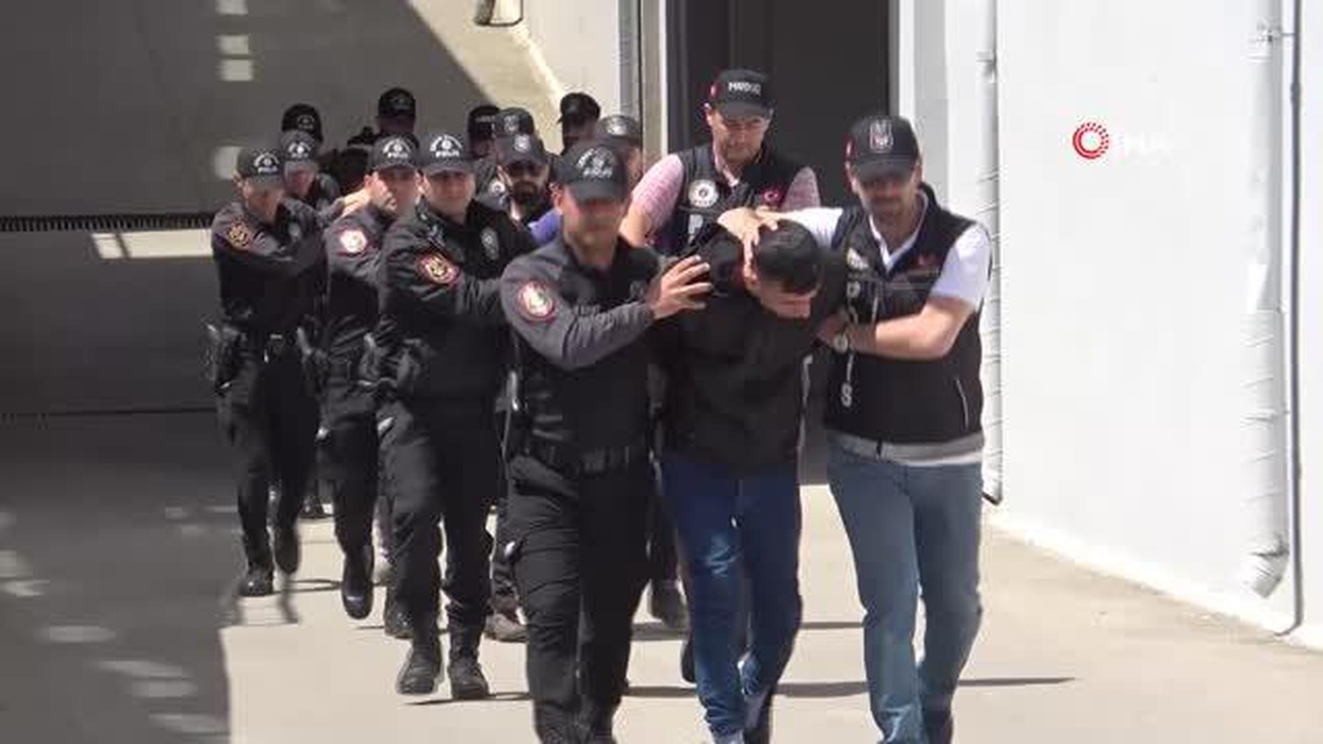 Adana\'da uyuşturucu satıcısı olduğu iddia edilen 6 kişi tutuklandı