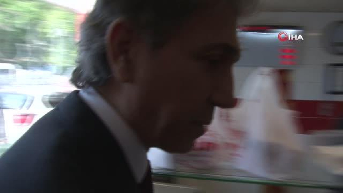 AK Parti Milletvekili Adayı Mustafa Demir 1 Mayıs\'ta Esnaf ve İşçileri Ziyaret Etti