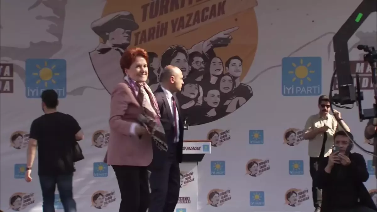 Akşener, Mersin\'de: "İlk Yapacağımız Şey; Temmuz Ayının Başında Bütün Emekli ve Emekçilerime Yüzde 50 Zam Yapmaktır"