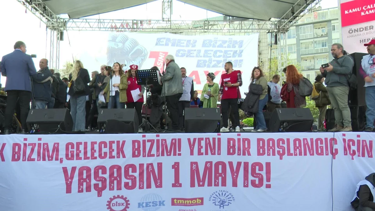 Ankara\'da Emekçiler 1 Mayıs\'ı Tandoğan\'da Kutladı.