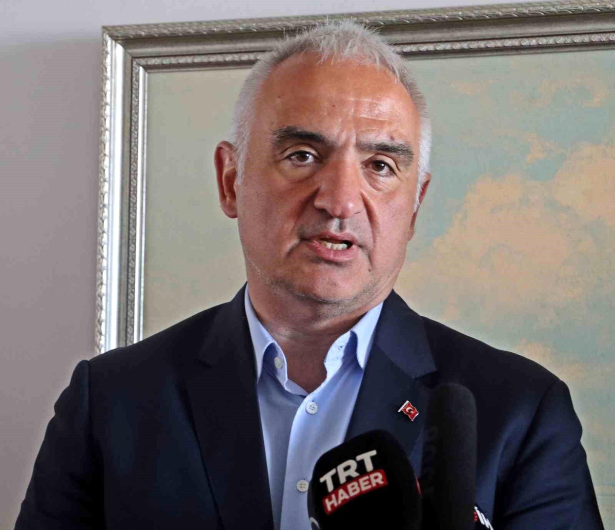Bakan Ersoy: "2028 hedefimiz 90 milyon turist, 100 milyar dolar gelir"