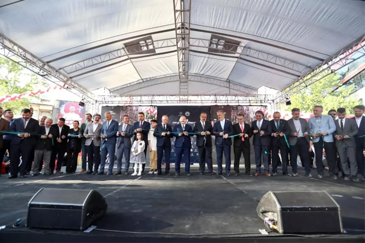 Bakan Varank Bursa\'da 500 milyon liralık yatırımların açılışını yaptı