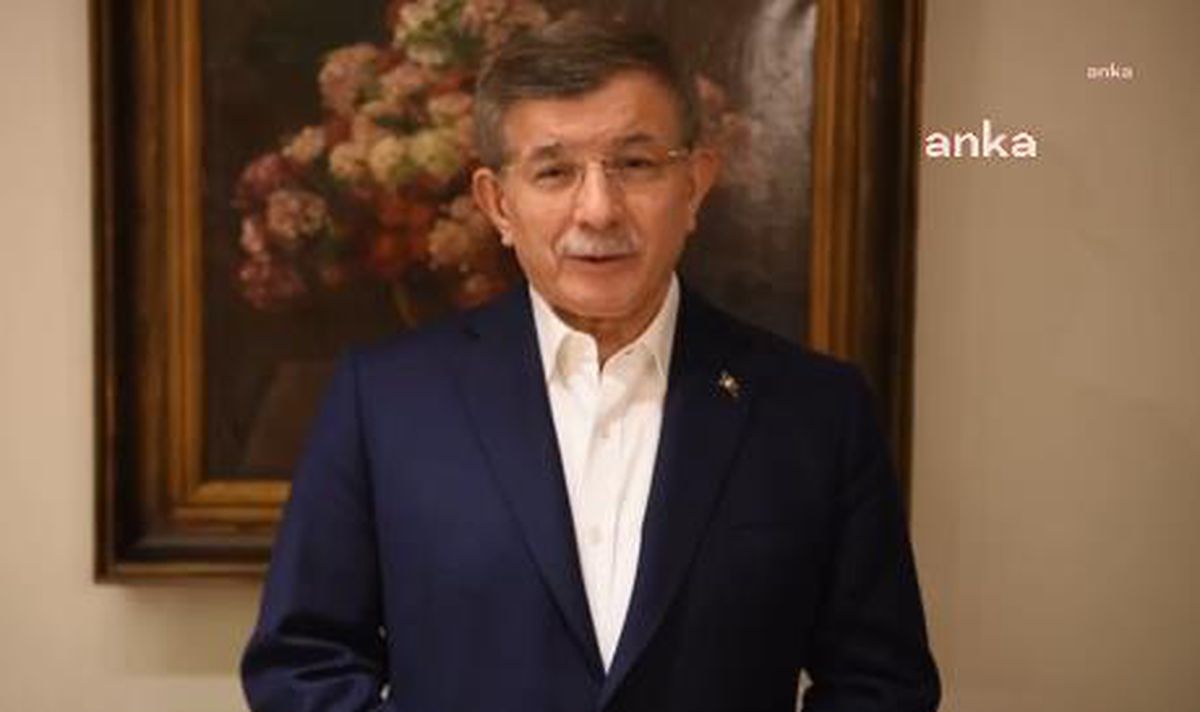 Ahmet Davutoğlu 1 Mayıs\'ta İşçileri Unutmadı