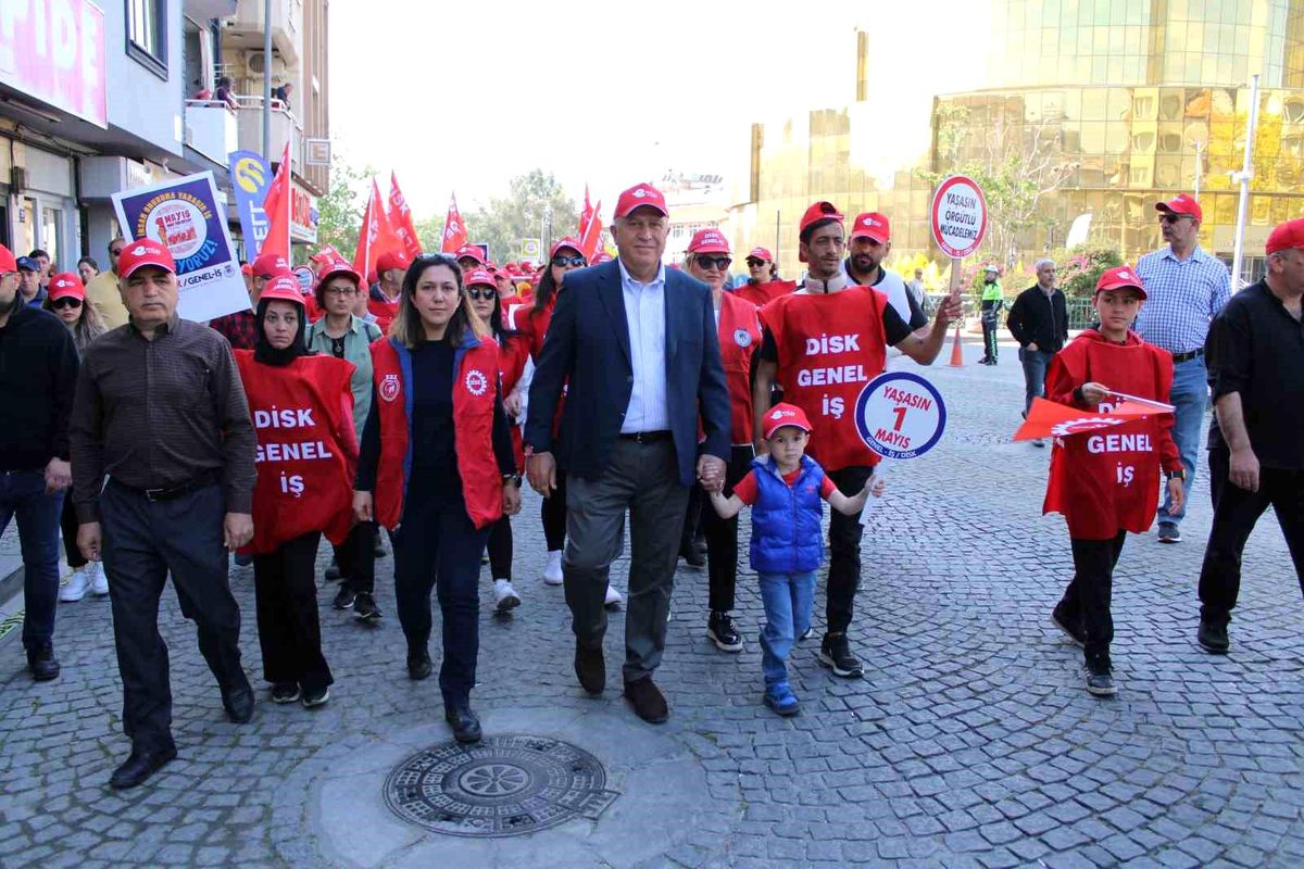 Efeler Belediyesi 1 Mayıs Yürüyüşüne Katıldı