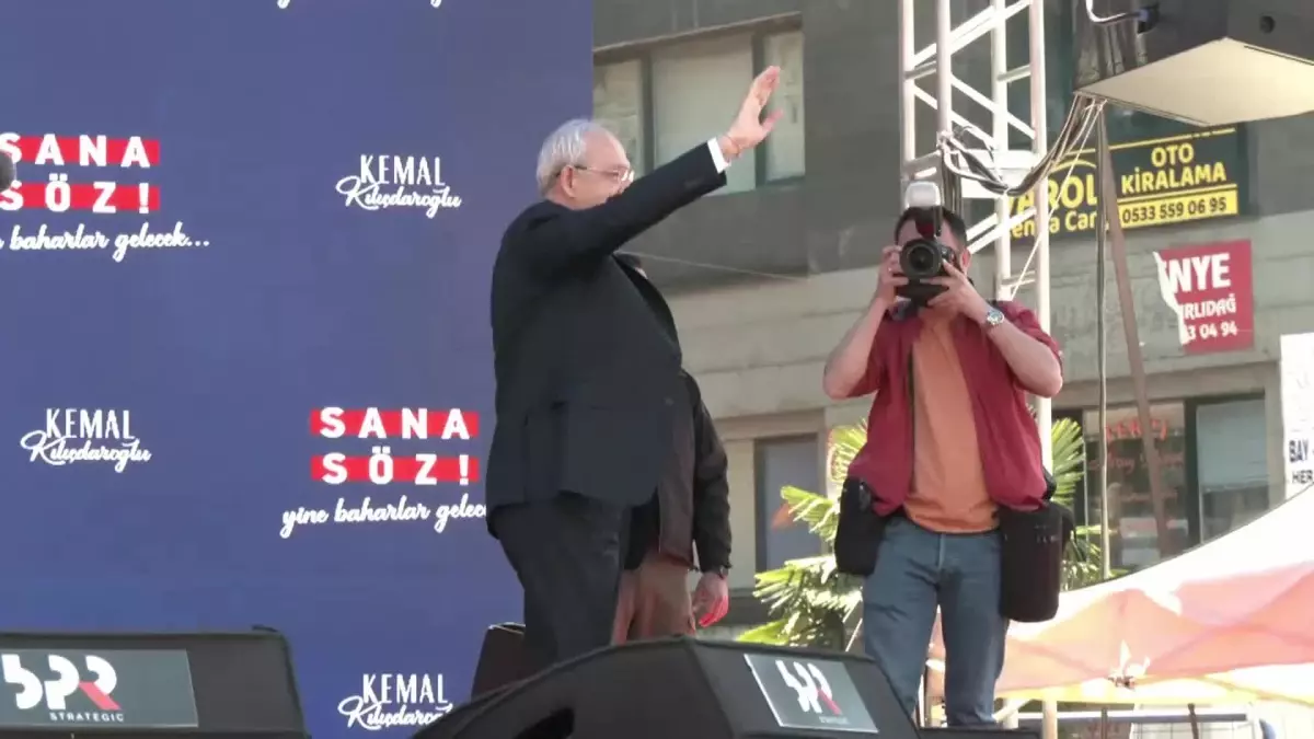 Kılıçdaroğlu, Zonguldak\'ta: "Kömürü Dışarıdan Alıyorlar, Şu Dağların Altında Karaelmas Var ve Çalışmak İsteyen Binlerce Kişi Var, Cumhurbaşkanı...