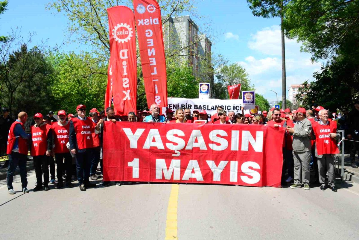 Kocaeli\'de 1 Mayıs Emek ve Dayanışma Bayramı kutlandı