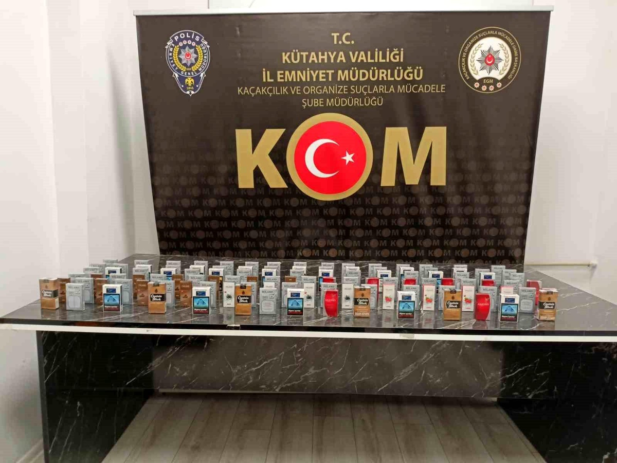 Kütahya\'da Kaçakçılık Operasyonu: 113 Paket Sigara Ele Geçirildi