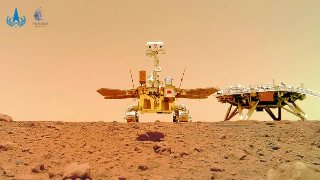 Mars Gezgini Zhurong, Kızıl Gezegenin Alçak Enlemlerinde Su Olduğuna Dair Kanıt Buldu