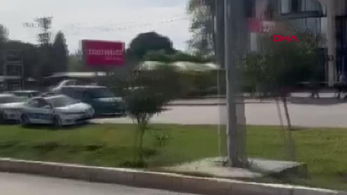 Antalya\'da Alkollü Sürücüden Motosiklet Kazası: 1 Ölü, 3 Yaralı