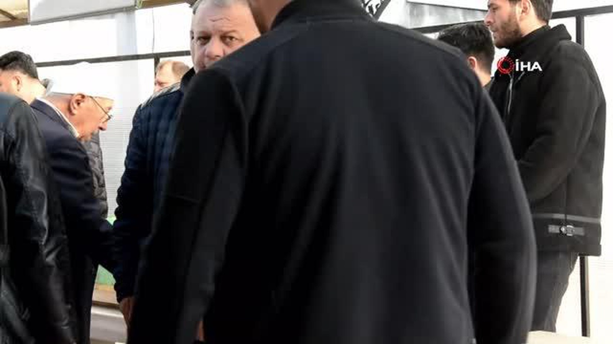 Sevgilisi Tarafından Öldürülen Şahıs Toprağa Verildi