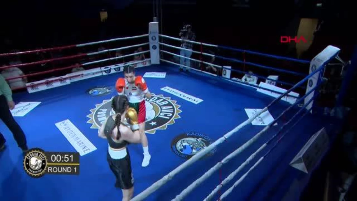 SPOR WBC boks gecesinde Seren Ay Çetin ve Arda Avcı tarih yazdı