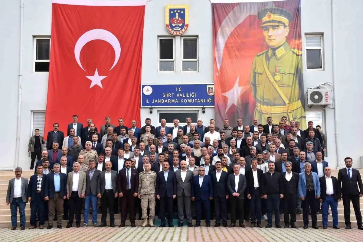 Vali Hacıbektaşoğlu, güvenlik korucularıyla bir araya geldi