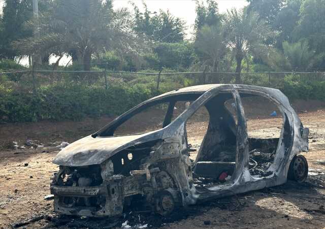 Yangın yerine dönen Sudan'dan tahliyeler sürüyor! Türk vatandaşları askeri uçakla Ankara'ya getirildi Yangın yerine dönen Sudan'dan tahliyeler sürüyor! Türk vatandaşları askeri uçakla Ankara'ya getirildi