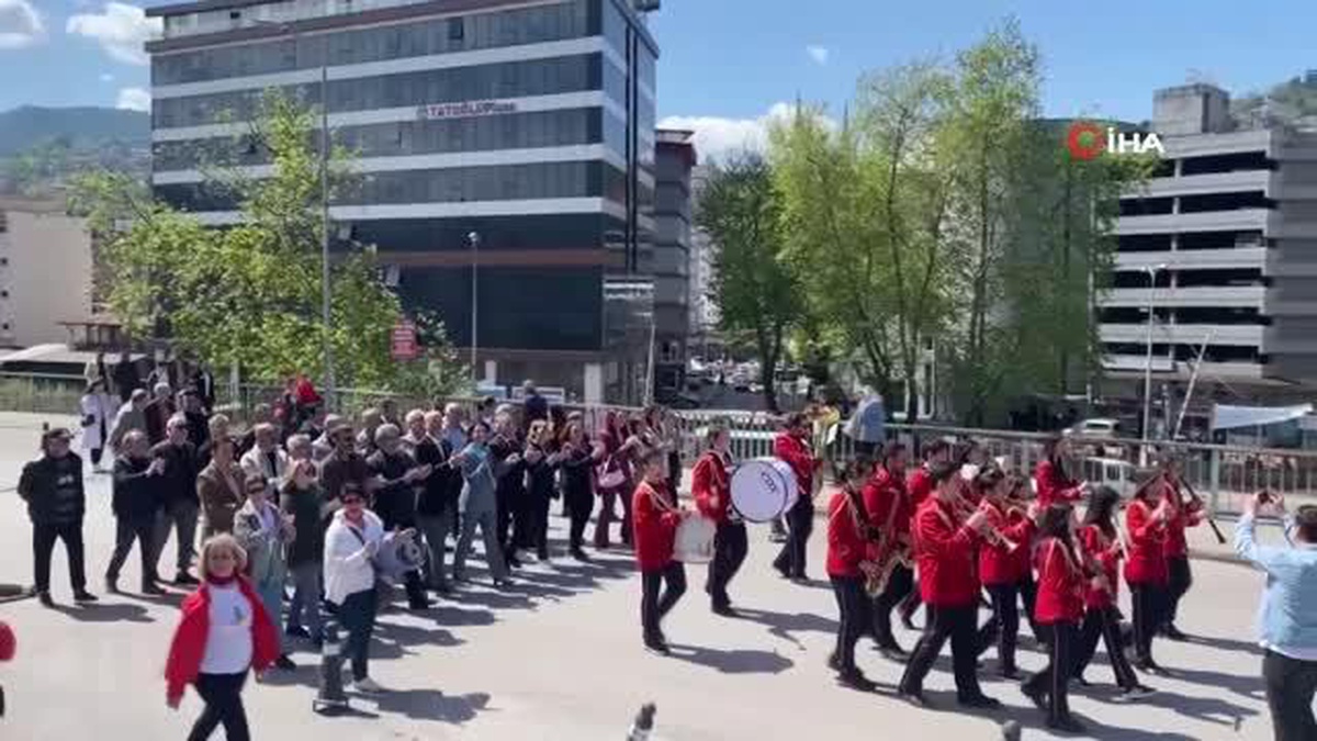 Zonguldak\'ta 1 Mayıs Emek ve Dayanışma Günü kutlamaları yapıldı