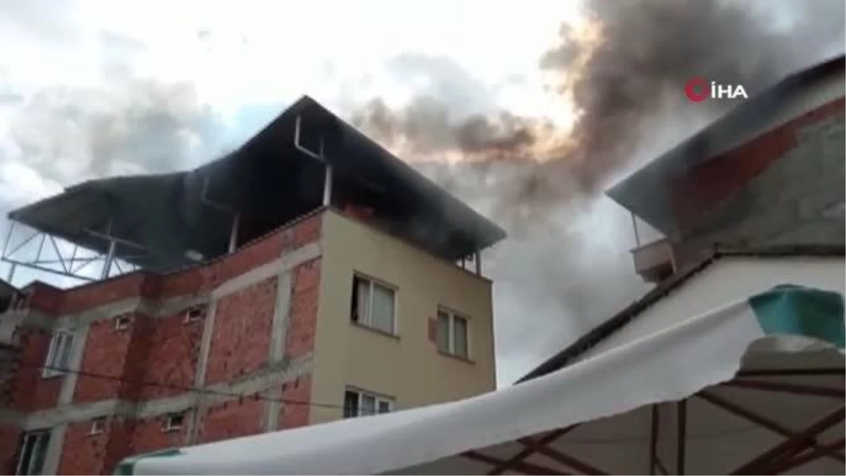 Bursa\'da Abdal Simit Fırını yakınlarında çıkan yangın korkuttu