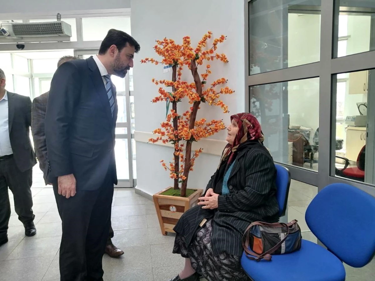 AK Parti Genel Sekreter Yardımcısı Cem Şahin Eflani ilçesinde ziyaretlerde bulundu