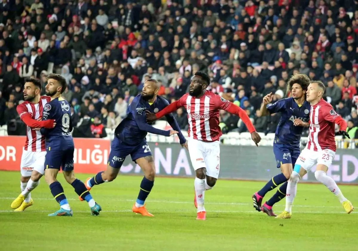 Fenerbahçe, Sivasta avantaj peşinde