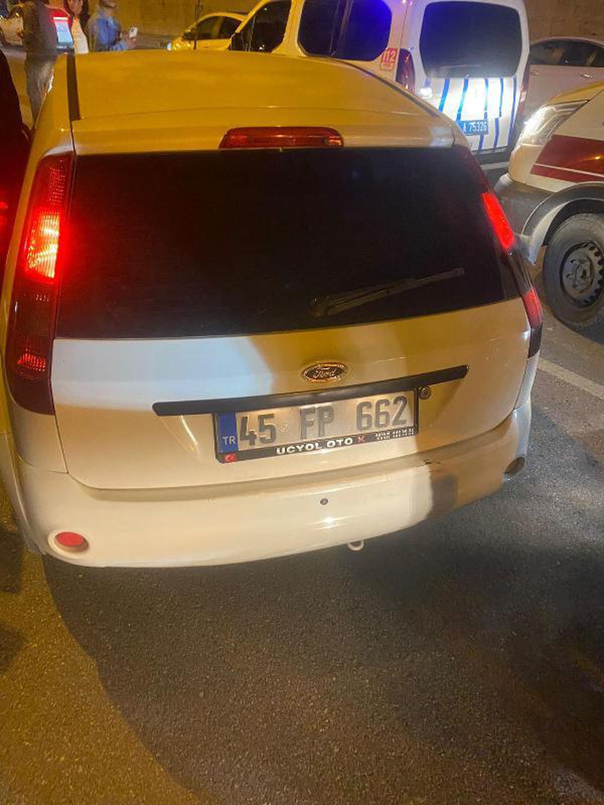 İzmir\'de otomobil çarptı, 2 yaşındaki bebek hayatını kaybetti