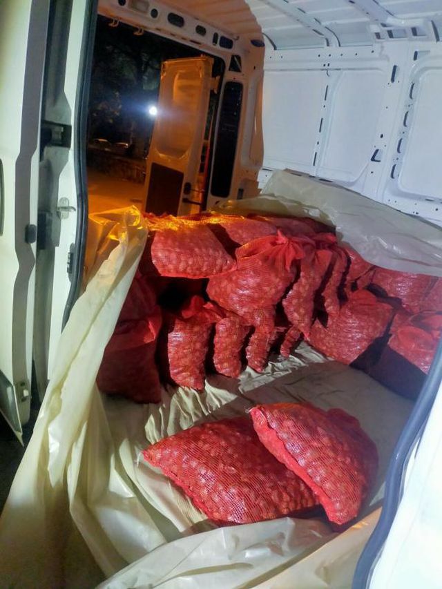 Çanakkale'de 1,5 ton kum midyesi kaçakçılığı operasyonu