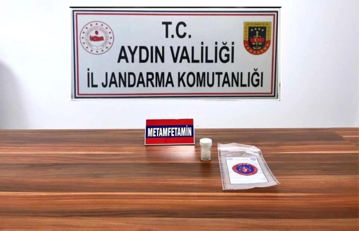 Aydın\'da Uyuşturucu Operasyonu: 2 Şahsın Üzerinden Uyuşturucu Madde Ele Geçirildi