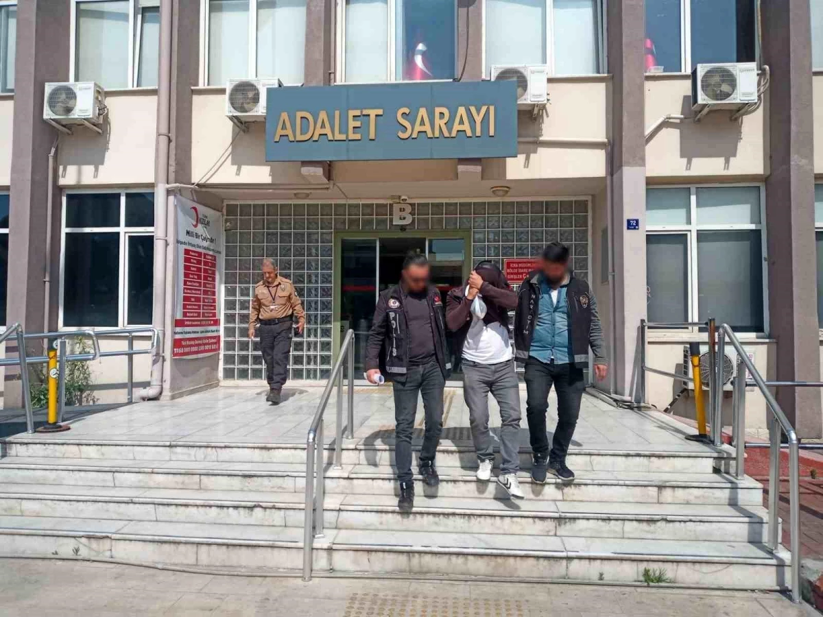 Aydın\'da Uyuşturucu Ticareti Yapan Sevgililer Yakalandı