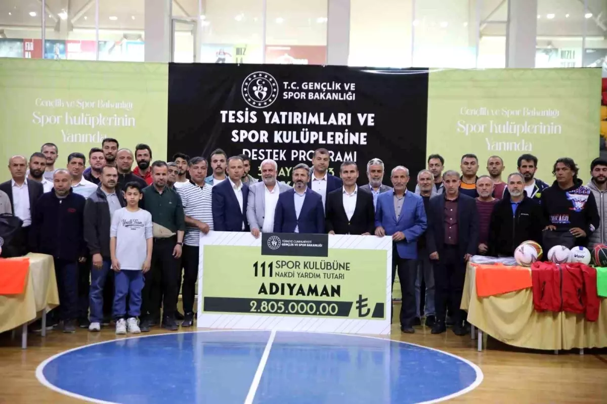 Adıyamandaki spor kulüplerine 2 milyon 805 bin TLlik nakdi yardım yapıldı