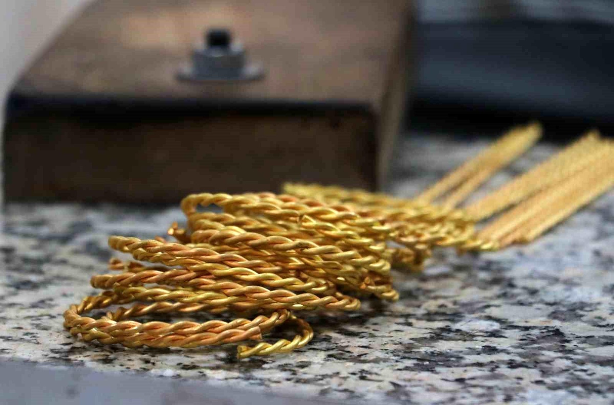 Adana Burması Altın Bilezikler Yoğun Talep Görüyor