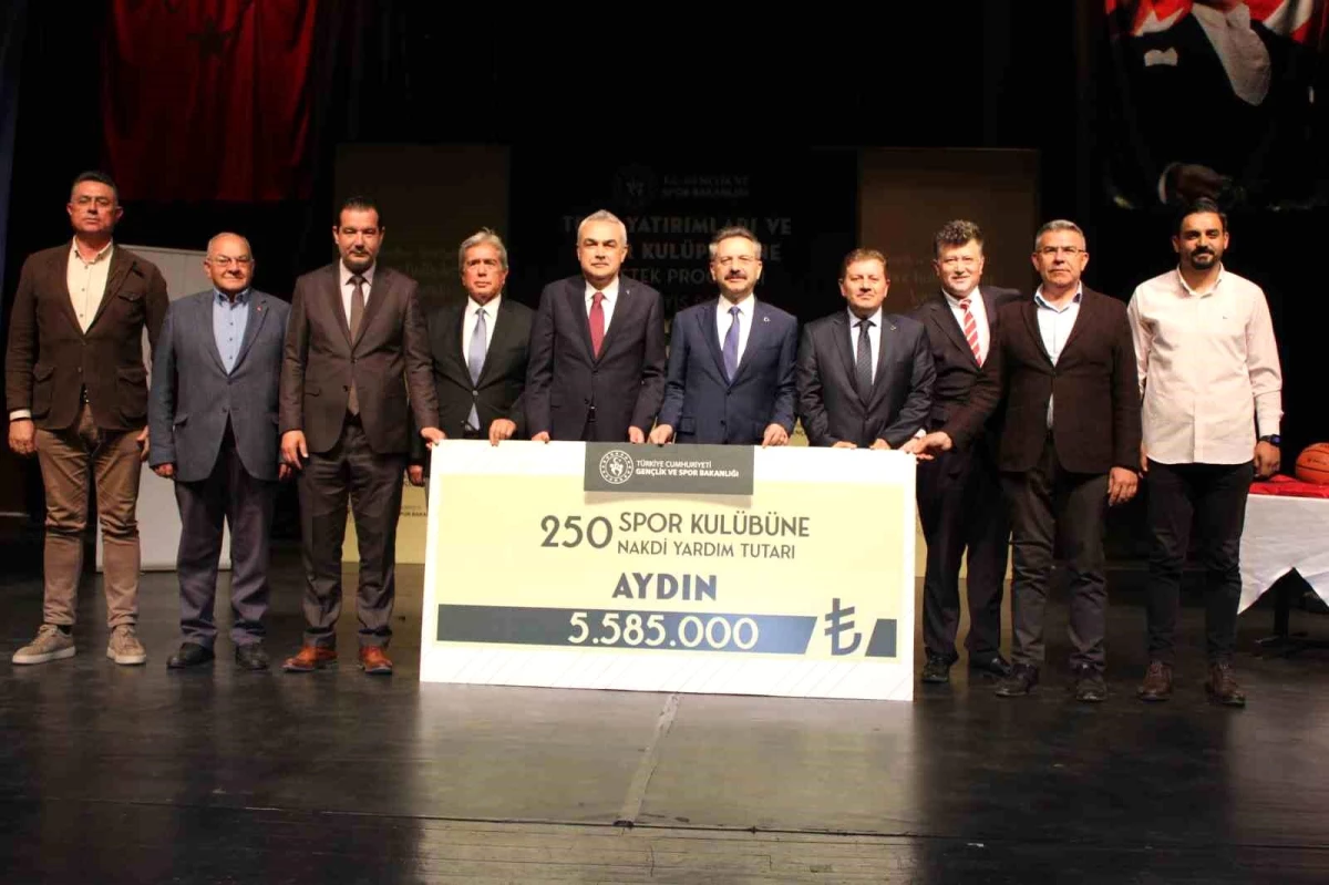 Aydın\'da 250 Amatör Spor Kulübüne 6 Milyon TL Değerinde Yardım Yapıldı