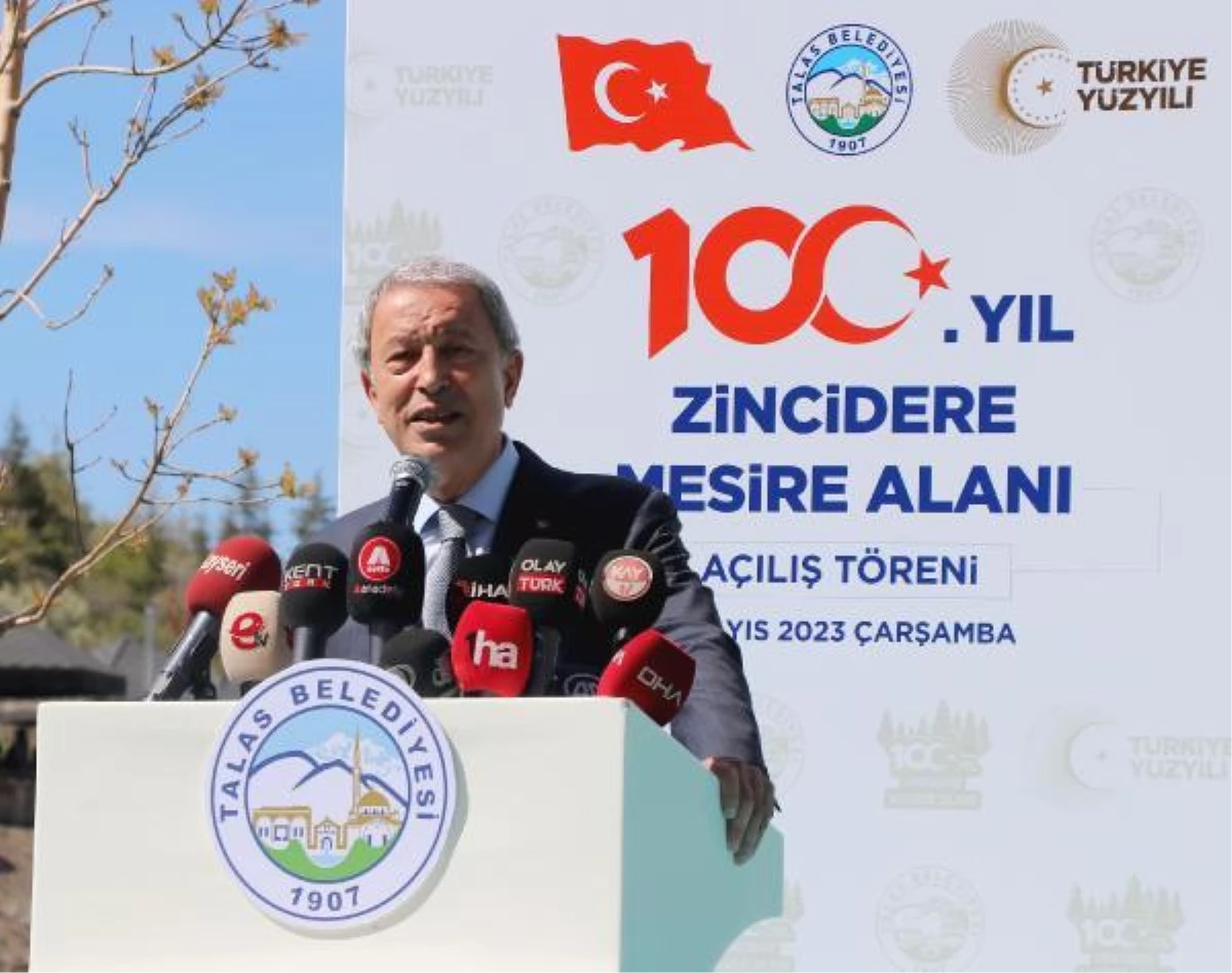 Milli Savunma Bakanı Hulusi Akar: \'Türkiye\'yi durdurmak istiyorlar\'