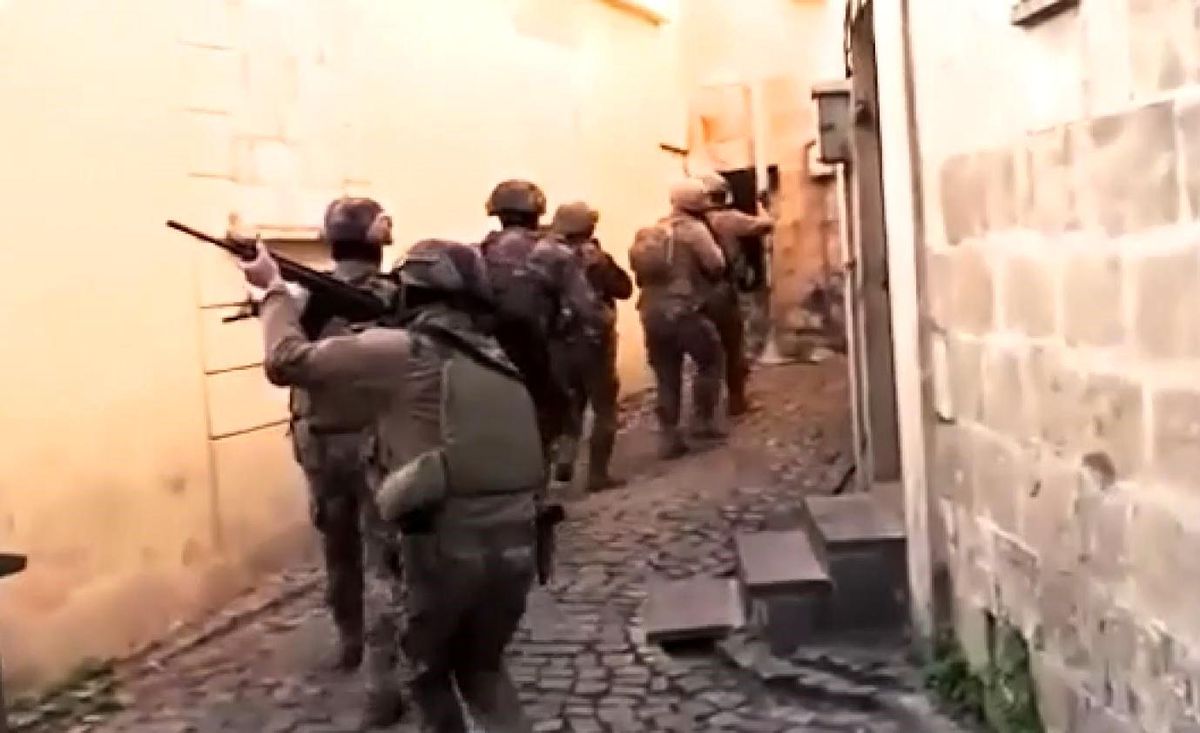 Gaziantep\'te FETÖ, DAEŞ ve PKK terör örgütlerine operasyon
