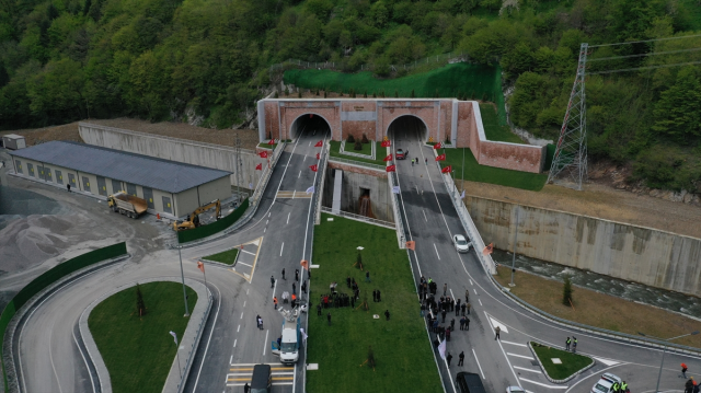Güzargahtaki 90 viraj ortadan kalktı! Türkiye'nin ve Avrupa'nın en uzun tüneli bugün açılıyor