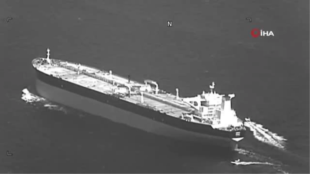 İran Hürmüz Boğazında petrol tankerine el koydu