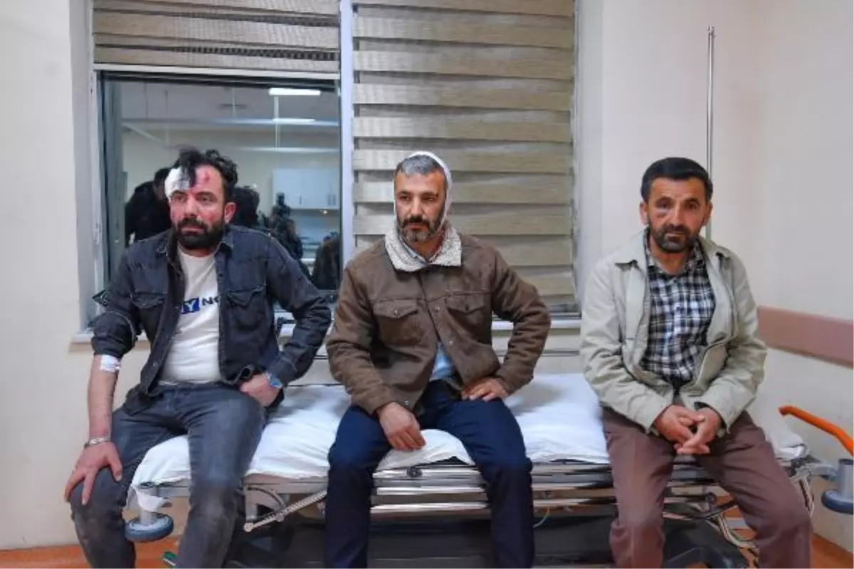 Yeşil Sol Parti Çanakkale Milletvekili Adayı Adile Yalçın\'ın seçim çalışması sırasında yaşanan kavga