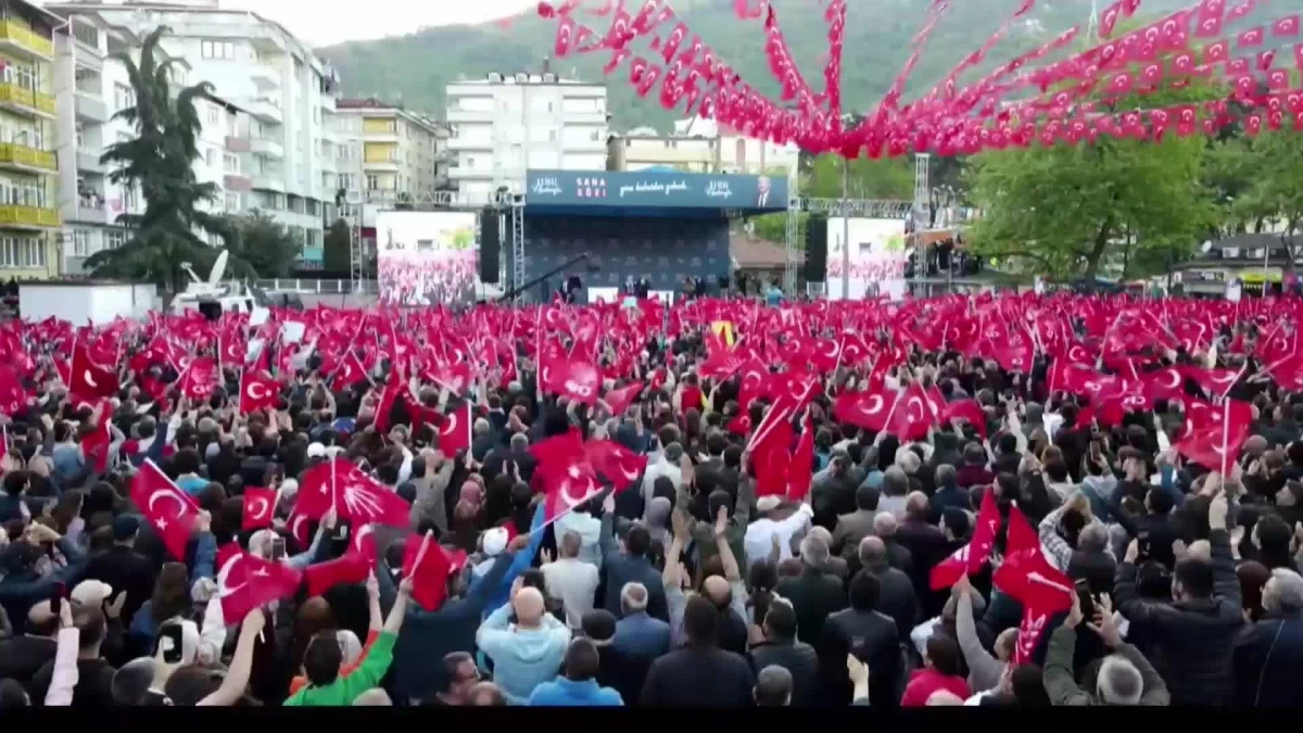 Kemal Kılıçdaroğlu, Ordu\'da: "Darbe Değil Demokrasi, Demokrasi. Sandıktan Demokrasi Çıkacak"