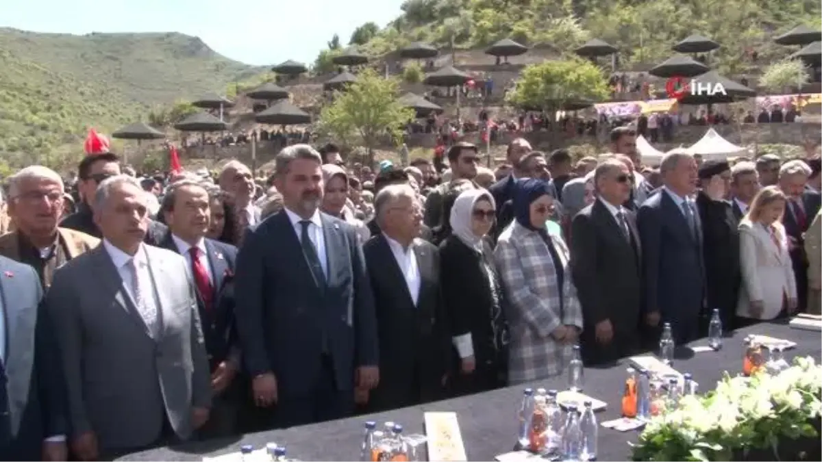 Özhaseki İzol Aşiretine seslendi: Bir parti kurun nasıl olsa 40-50 bin oyunuz var