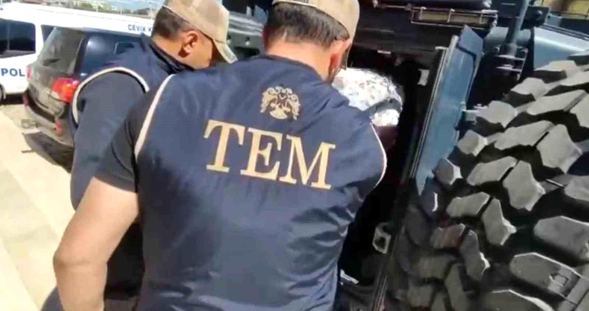 Şanlıurfa\'da PKK/KCK üyeliği suçlamasıyla zanlı gözaltına alındı