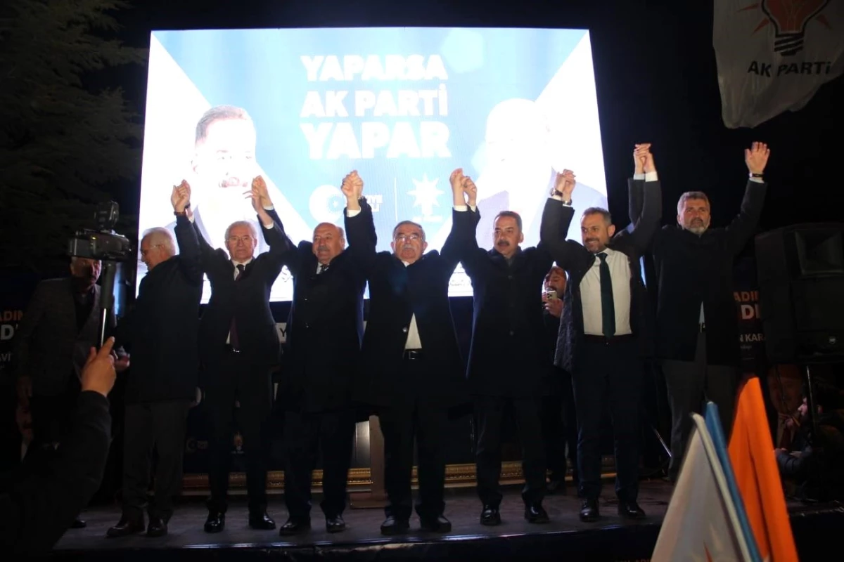 AK Parti Grup Başkanı İsmet Yılmaz Erzincan\'da Seçim Çalışmalarına Devam Ediyor