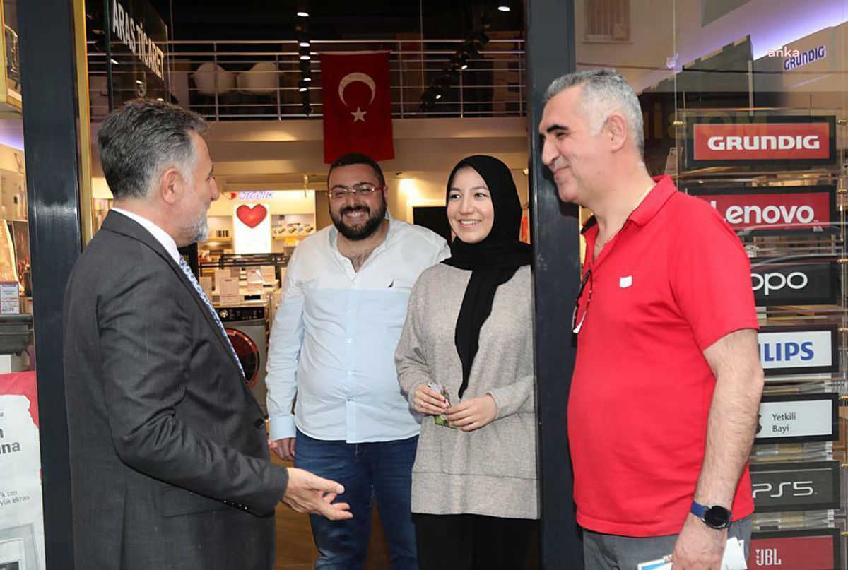 Bayraklı Belediye Başkanı Serdar Sandal Mahalle Ziyaretlerine Devam Ediyor