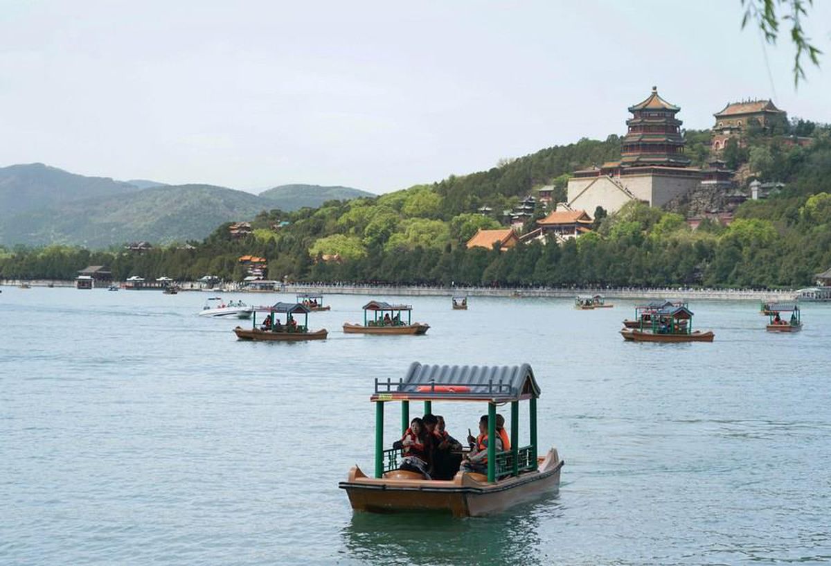Beijing\'de İşçi Bayramı Tatilinde Seyahat Sayısı Pandemi Öncesi Seviyeyi Geçti